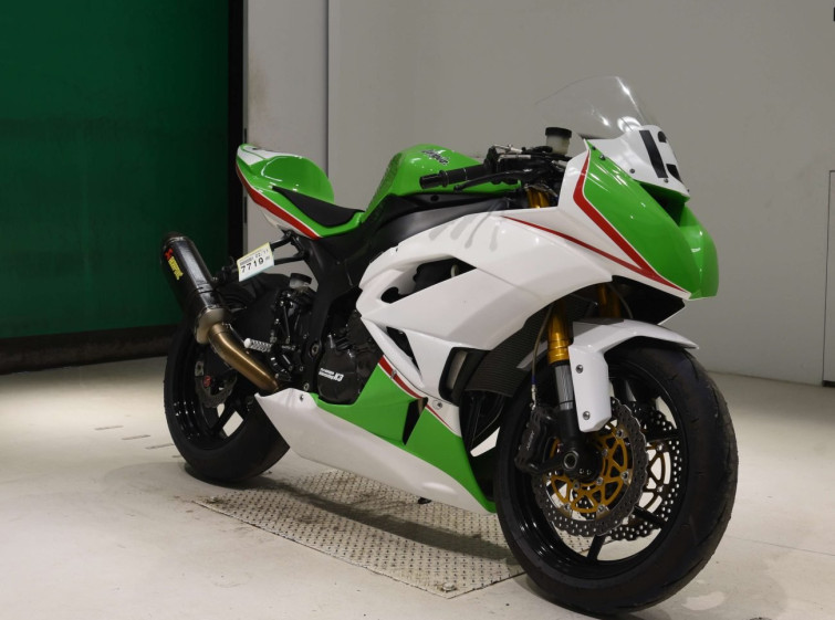 Мотоцикл Kawasaki NINJA ZX-6R с пробегом 683 km