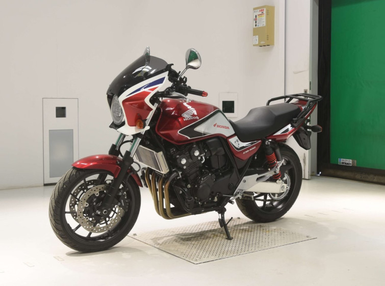 Мотоцикл Honda CB400SFV з пробігом 10177 km