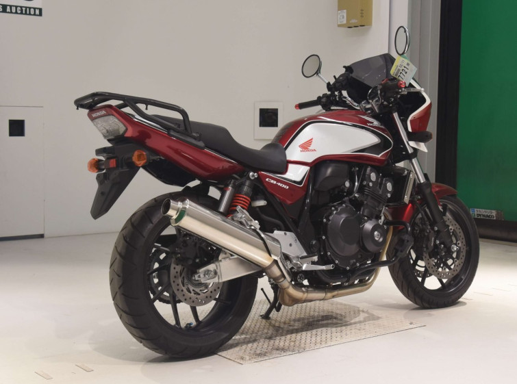 Мотоцикл Honda CB400SFV з пробігом 10177 km