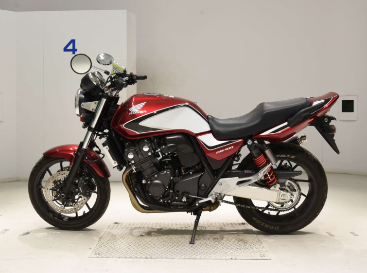 Мотоцикл Honda CB400SFV с пробегом 10581 km