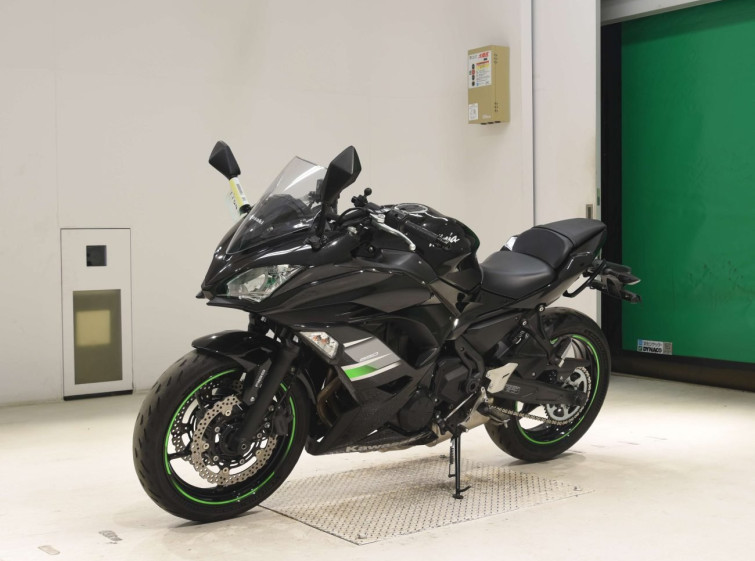 Мотоцикл Kawasaki NINJA650 с пробегом 32395 km