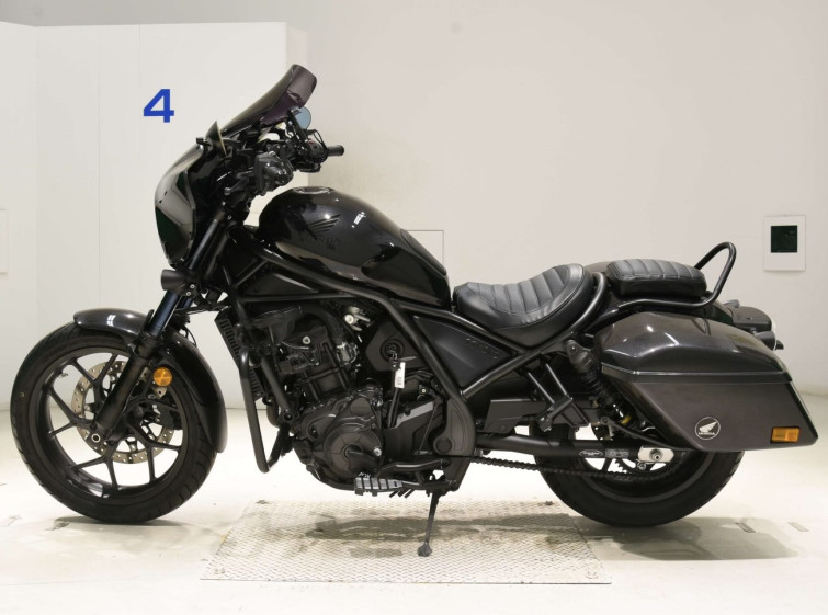Мотоцикл Honda REBEL T CMX1100 з пробігом 6857 km