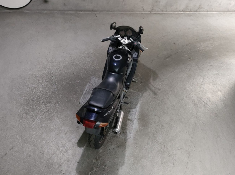 Мотоцикл Kawasaki ZZ-R250 з пробігом 12824 km