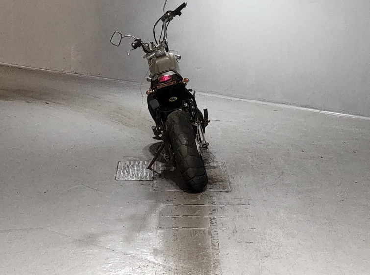 Мотоцикл Yamaha TW200 з пробігом 352 km