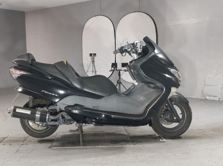 Мотоцикл Honda FORZA Z