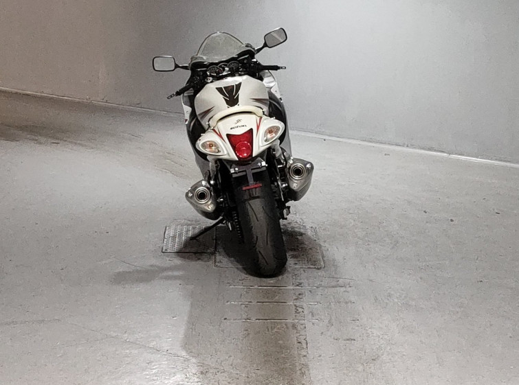 Мотоцикл Suzuki GSX1300R HAYABUSA с пробегом 63205 km
