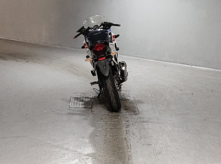 Мотоцикл Honda CBR250R з пробігом 15118 km
