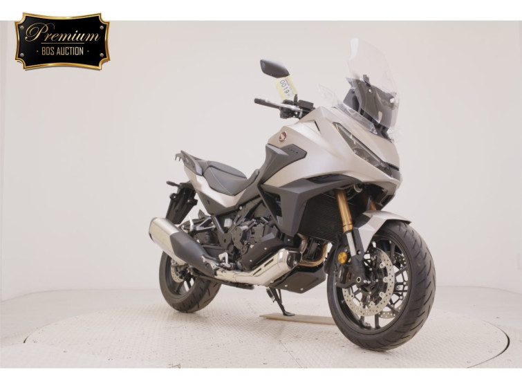 Мотоцикл Honda NT1100 з пробігом 26 km