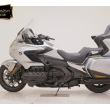 Мотоцикл Honda GL1800 с пробегом 327 km