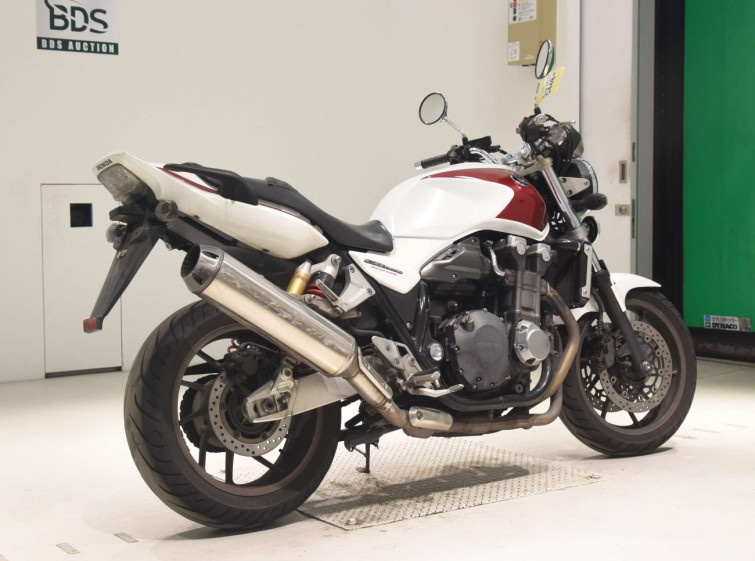 Мотоцикл Honda CB1300SF з пробігом 108695 km