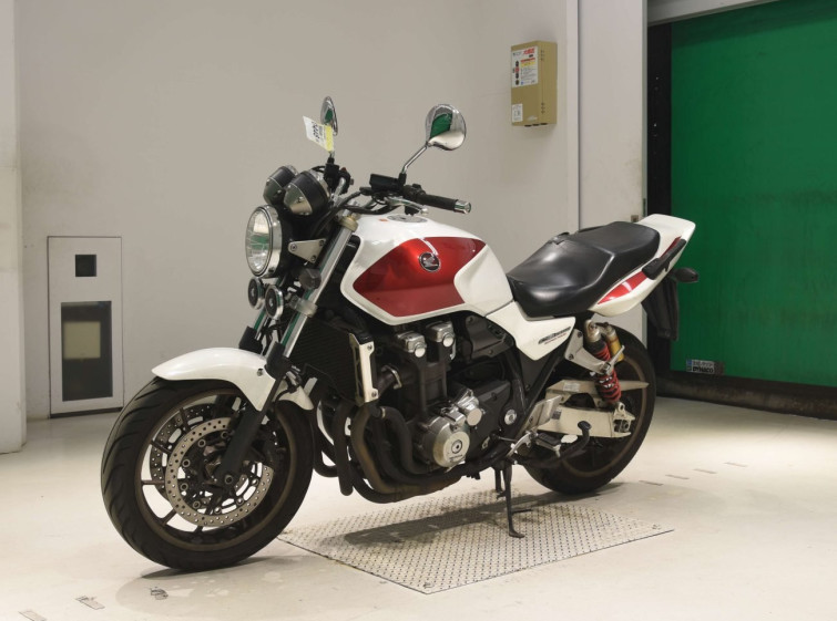 Мотоцикл Honda CB1300SF з пробігом 108695 km