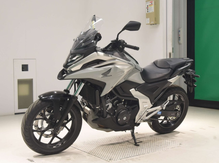 Мотоцикл Honda NC750XD з пробігом 7234 km