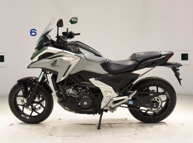 Мотоцикл Honda NC750XD з пробігом 7234 km