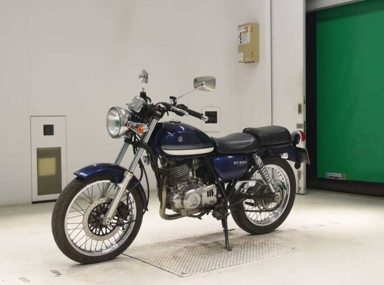 Мотоцикл Suzuki ST250E з пробігом 9253 km