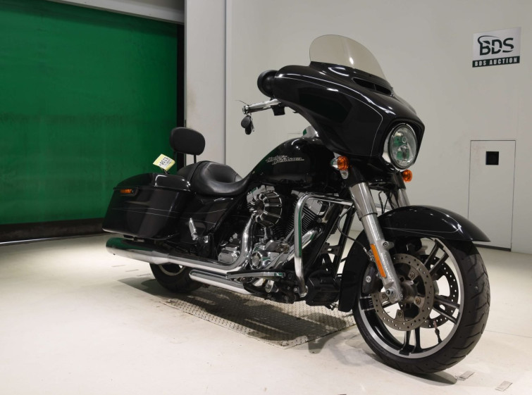 Мотоцикл HD SREET GLIDE FLHXS1690 з пробігом 15276 km