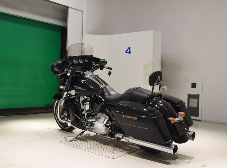 Мотоцикл HD SREET GLIDE FLHXS1690 з пробігом 15276 km