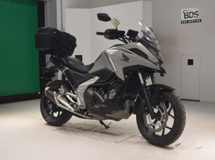 Мотоцикл Honda NC750XD з пробігом 596 km