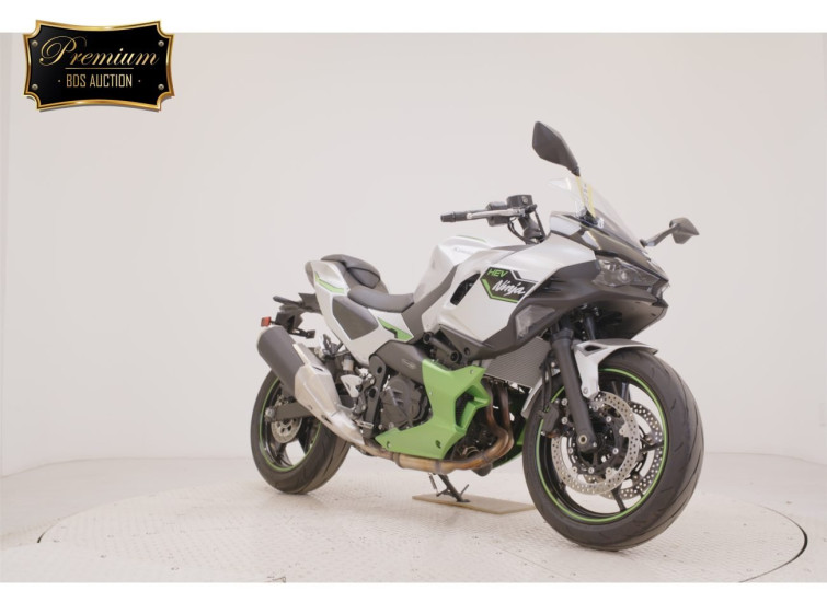 Мотоцикл Kawasaki Z7ﾊEVEﾘｯﾄﾞ с пробегом 296 km