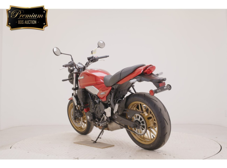 Мотоцикл Kawasaki Z650RS с пробегом 1357 km