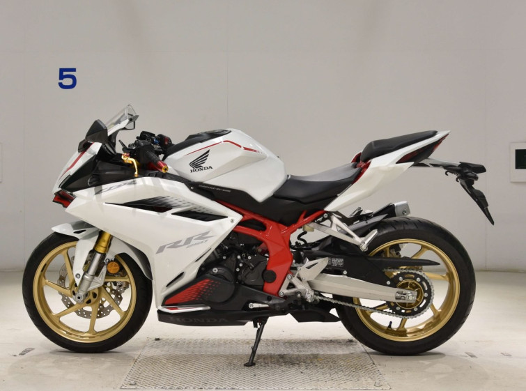 Мотоцикл Honda CBR250RRA з пробігом 1645 km