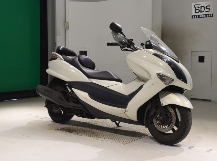 Мотоцикл Yamaha MAJESTY 250 с пробегом 71543 km