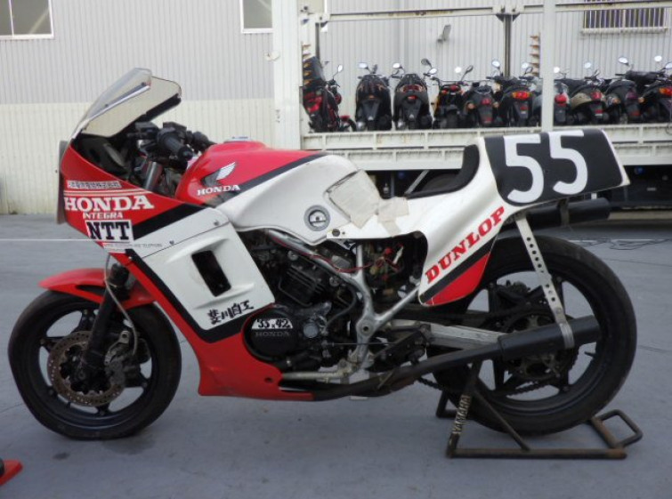 Мотоцикл Honda VF400F