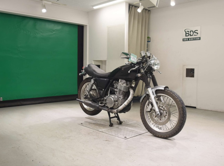 Мотоцикл Yamaha SR400 з пробігом 30951 km