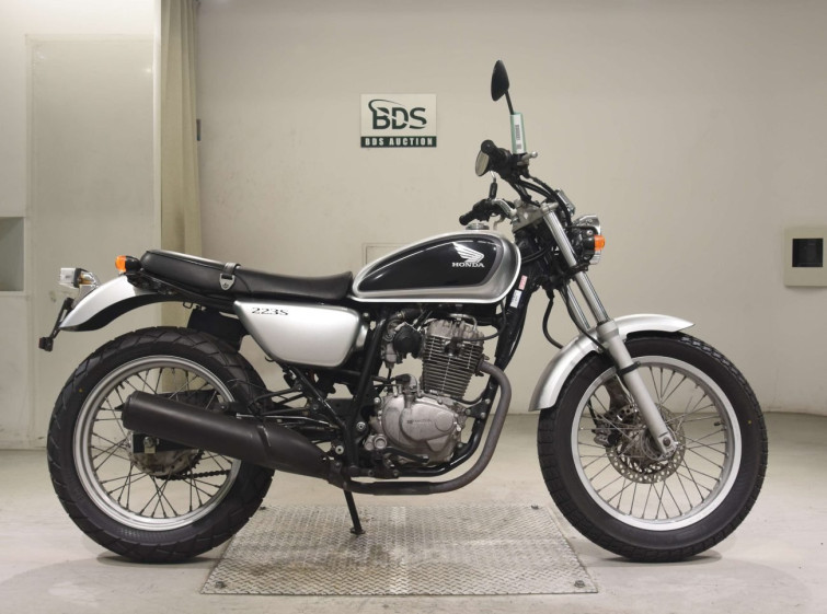 Мотоцикл Honda CB223S з пробігом 11240 km
