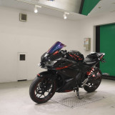 Мотоцикл Yamaha YZF-R25 з пробігом 39667 km