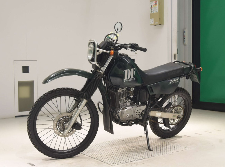 Мотоцикл Suzuki DF200E с пробегом 9329 km