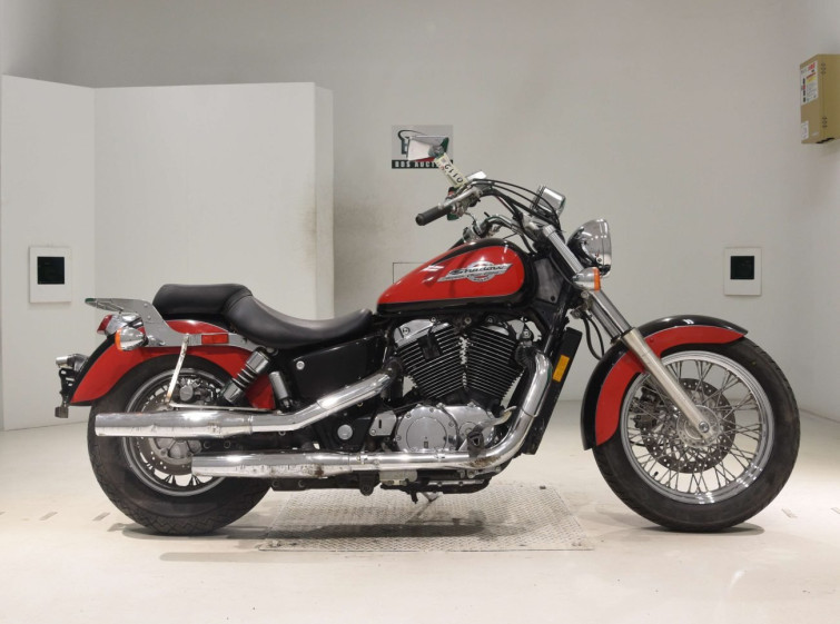 Мотоцикл Honda SHADOW1100 CLASSIC з пробігом 7988 m