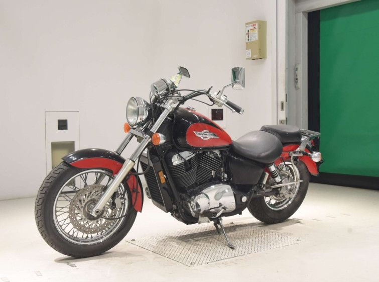 Мотоцикл Honda SHADOW1100 CLASSIC з пробігом 7988 m