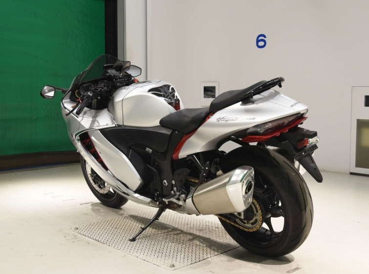 Мотоцикл Suzuki GSX1300R HAYABUSA з пробігом 11090 km