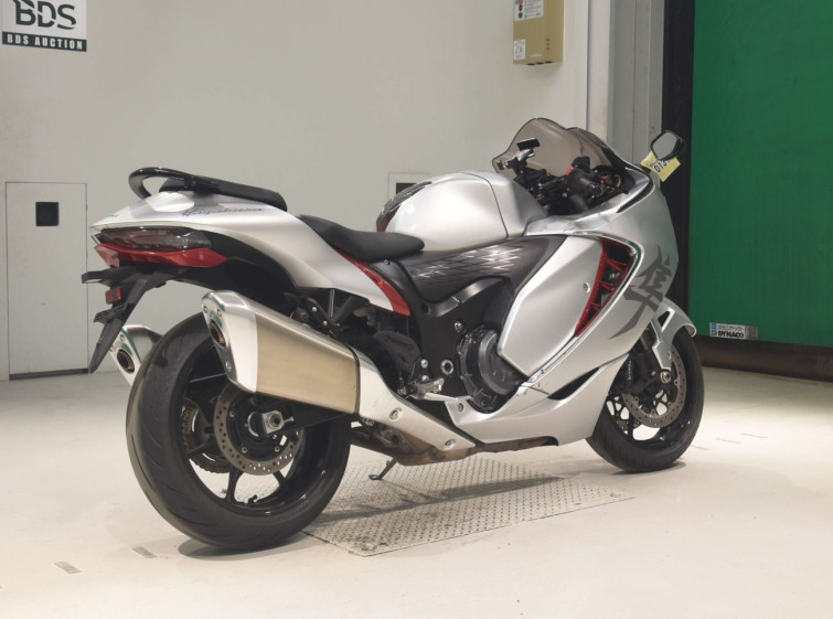 Мотоцикл Suzuki GSX1300R HAYABUSA з пробігом 11090 km