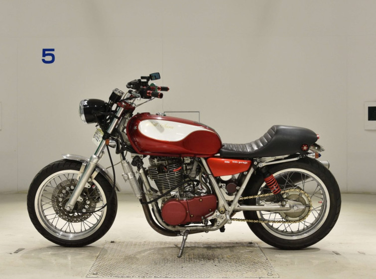 Мотоцикл Yamaha SR400 з пробігом 25036 km