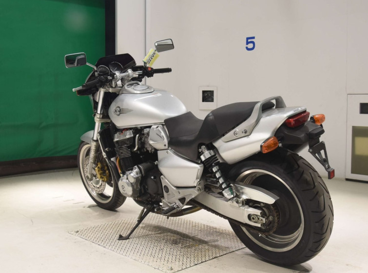 Мотоцикл Honda X4 з пробігом 11454 km