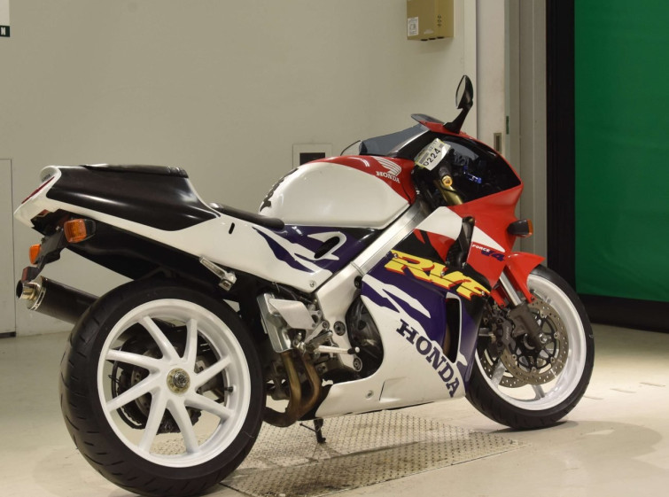 Мотоцикл Honda RVF400 з пробігом 35822 km