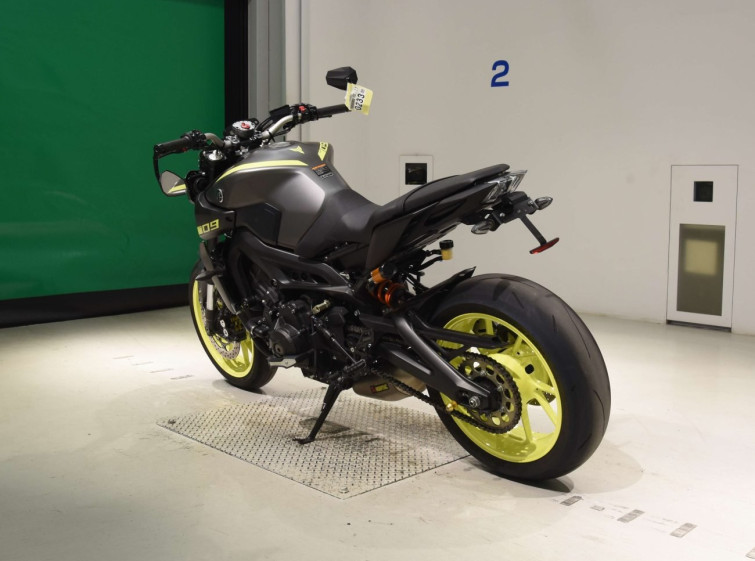 Мотоцикл Yamaha MT-09A с пробегом 7669 km