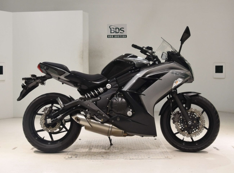 Мотоцикл Kawasaki NINJA400 с пробегом 7811 km