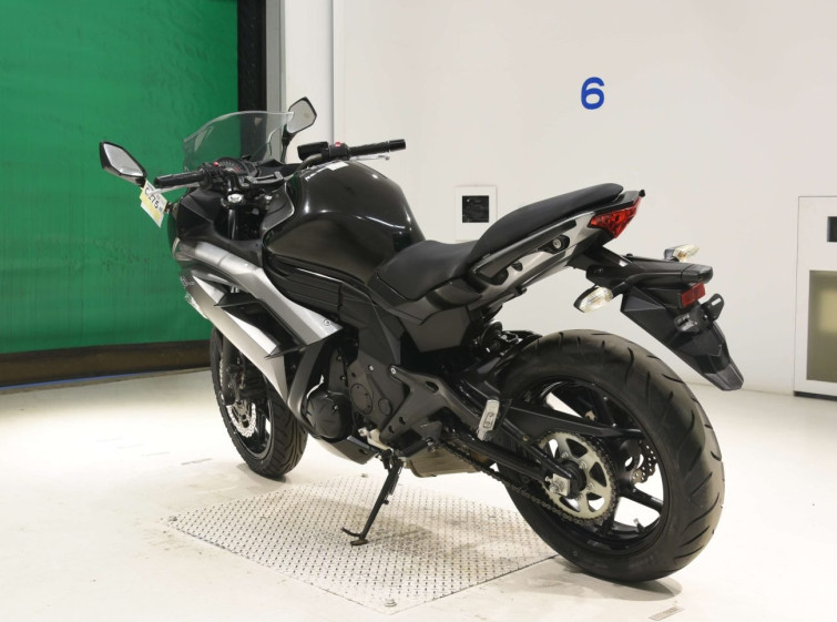 Мотоцикл Kawasaki NINJA400 с пробегом 7811 km