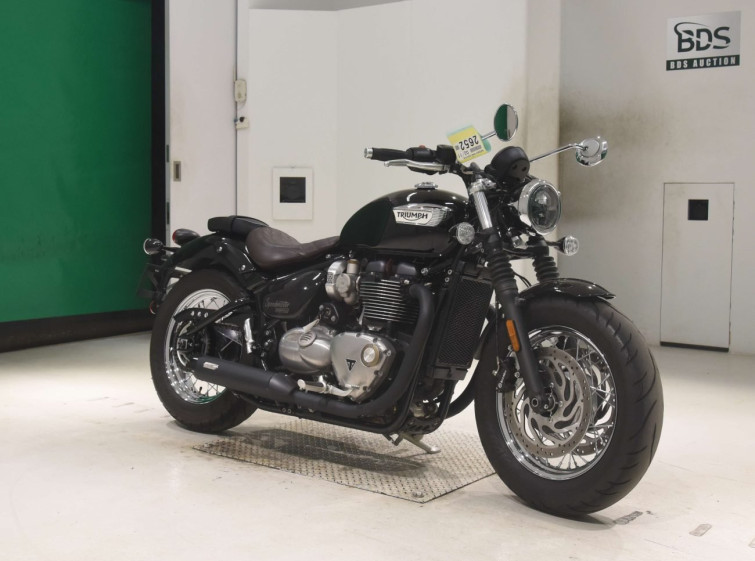 Мотоцикл Triumph BONNEVILLE з пробігом 5950 km