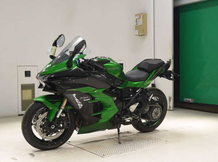 Мотоцикл Kawasaki NINJA H2 SX з пробігом 33105 km