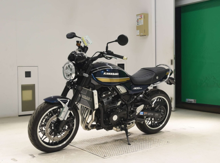 Мотоцикл Kawasaki Z900RS з пробігом 2332 km