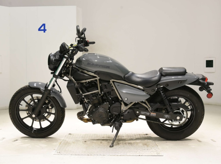 Мотоцикл Kawasaki ELIMINATOR400-3 з пробігом 5273 km