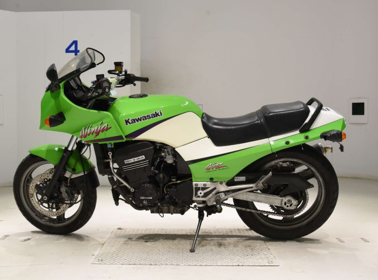 Мотоцикл Kawasaki GPZ900R з пробігом 55989 km