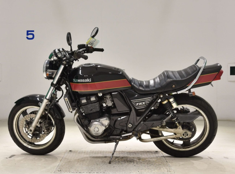 Мотоцикл Kawasaki ZRX400 з пробігом 55811 km