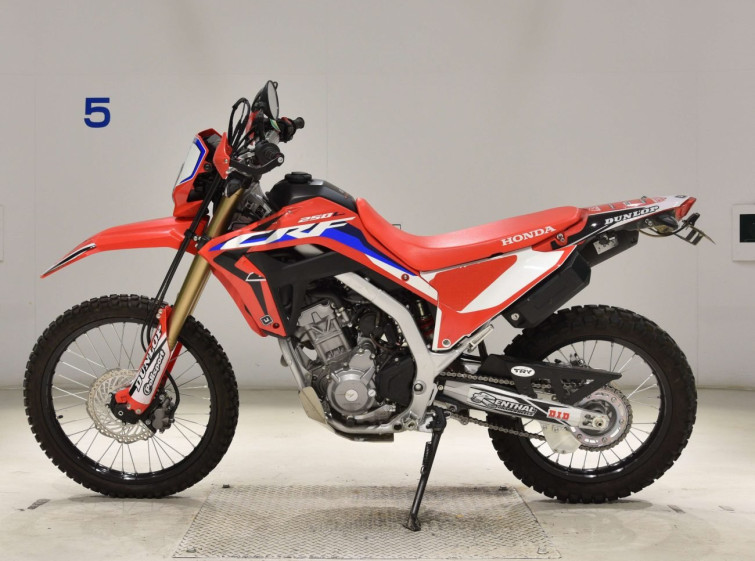 Мотоцикл Honda CRF250L з пробігом 810 km