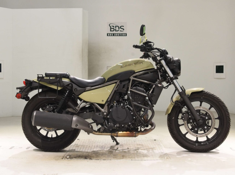 Мотоцикл Kawasaki ELIMINATOR400-3 з пробігом 1327 km