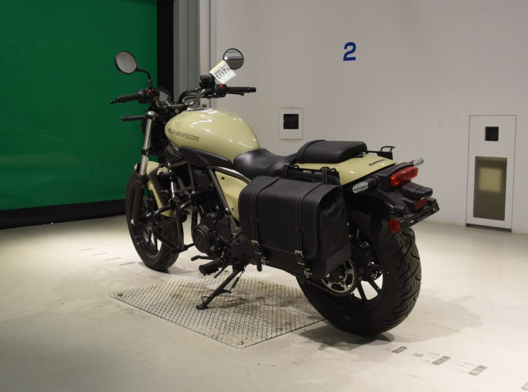 Мотоцикл Kawasaki ELIMINATOR400-3 з пробігом 1327 km