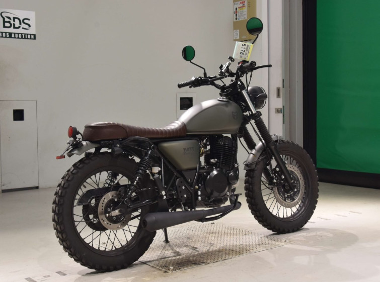 Мотоцикл Suzuki MATTE MOTORCYCLE 250 с пробегом 4577 km